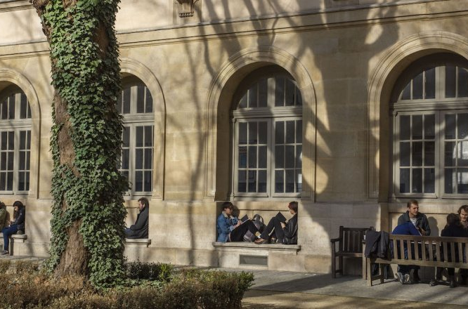 norman-lubon-22Lb_0cz4OQ-unsplash